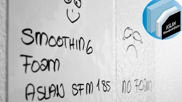 PVC Glättungsschaum Aslan SFM 185 für Wände verklebt